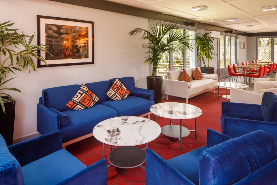 Bar/lounge