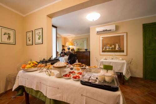 Ca' Frescot Hotel in Piedmont