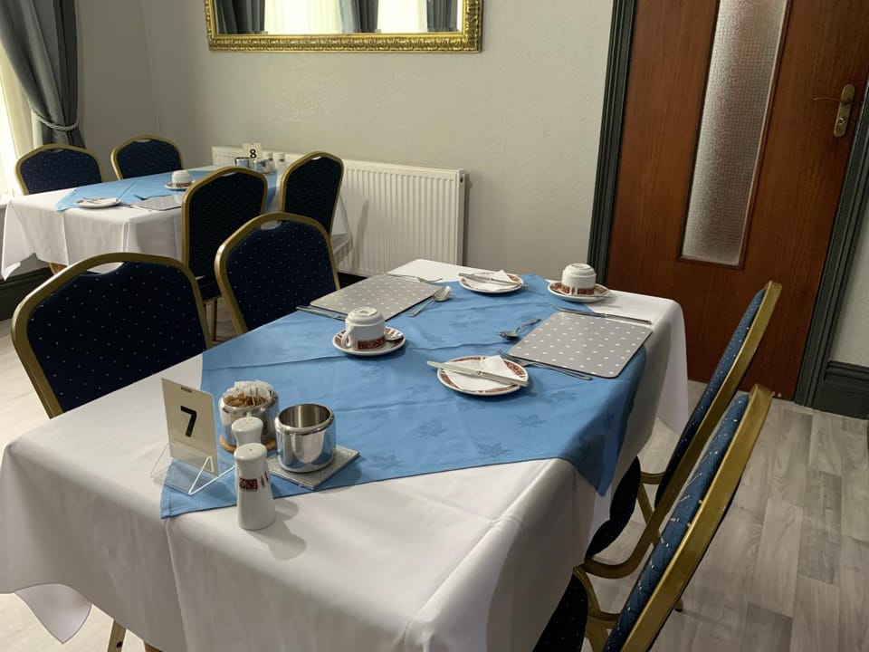 Waverley B & B Hotel in Minehead