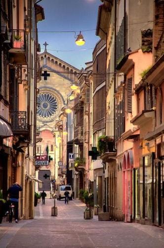 Lu.Lu Suite and Rooms Hotel in Piacenza