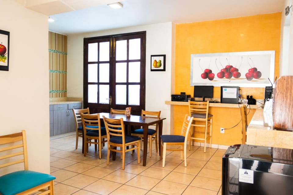 Happy Express Hotel Hotel in Oaxaca
