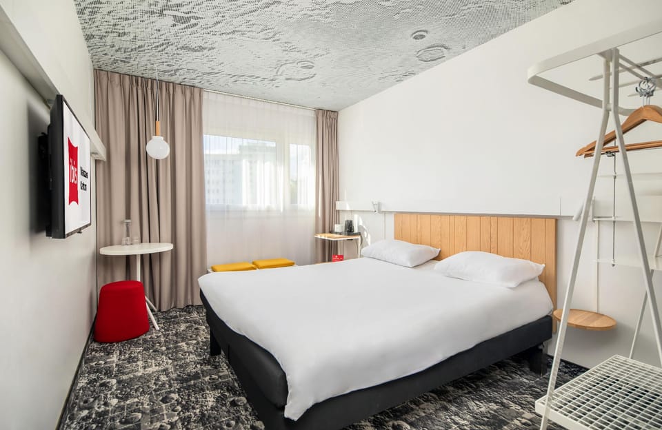 Guestroom