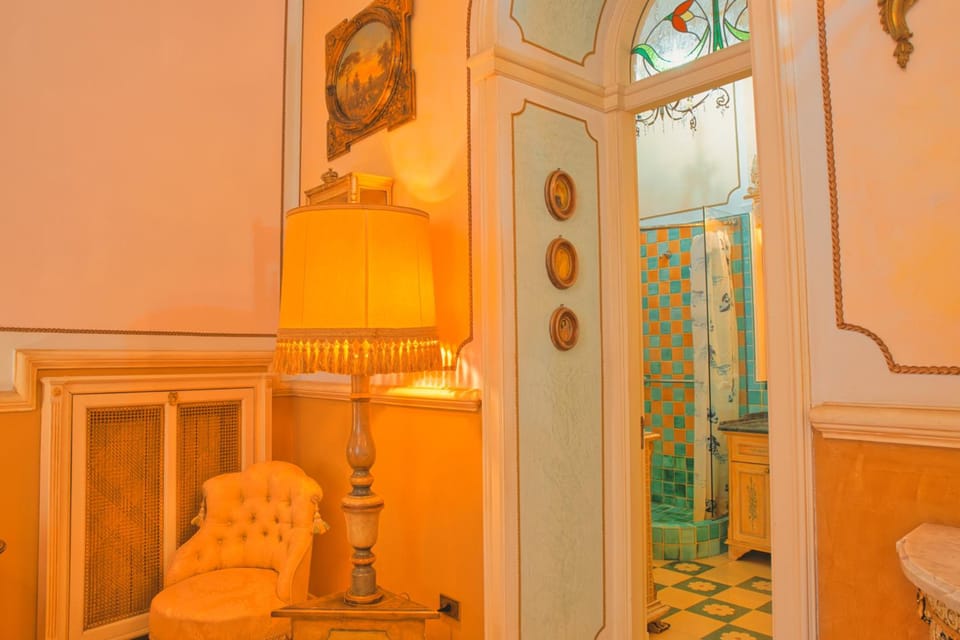 B&B Flora House Hotel in Salerno