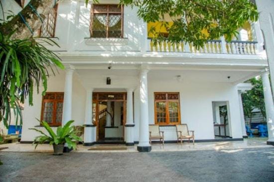 Blue Swan Inn Inn in Southern Province