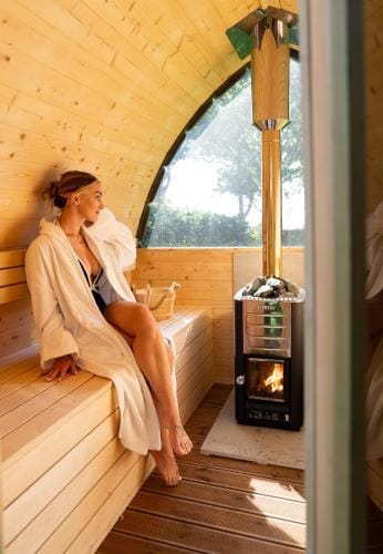 Gileston Manor-Self catering Hotel in Wales