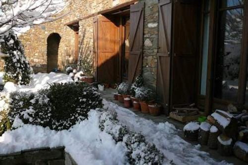 Traditional Greek Cottage Lodge in Halkidiki