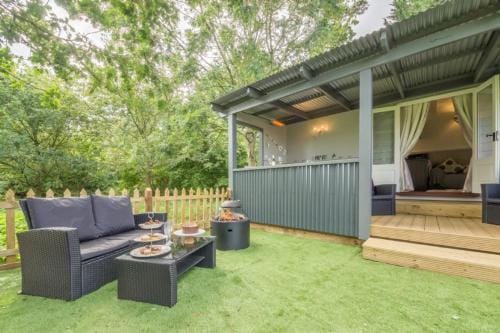 Thompson Hall Retreat Lodge in Breckland District