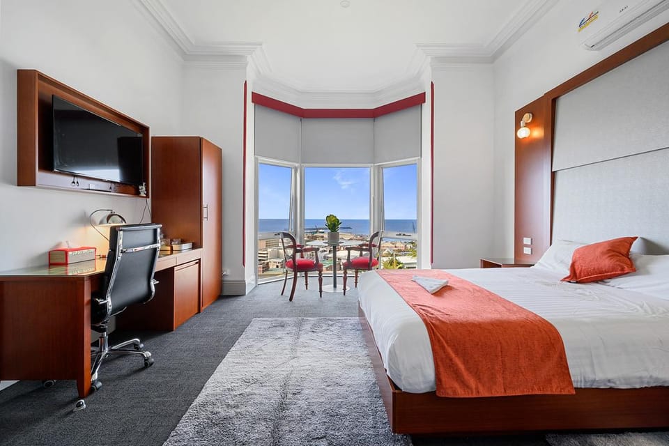 Oakleigh House Hotel in Burnie