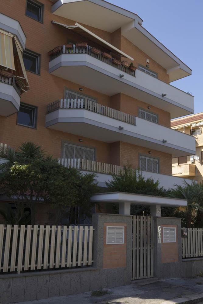 Rosa's House Rome Airport Hotel in Fiumicino