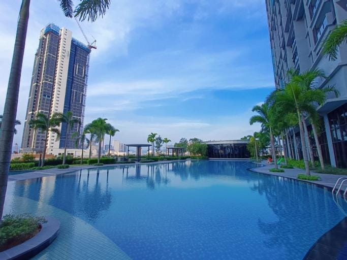 3R3B KLCity CentreView (Balcony) - 8 pax Hotel in Federal Territory of Kuala Lumpur
