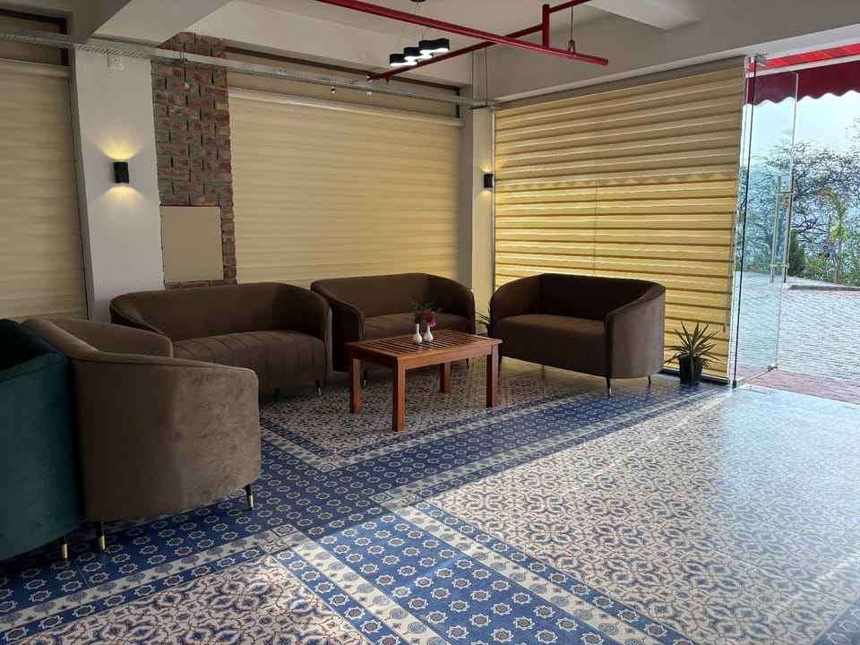 Cullinan Hotel and Restaurant Hotel in Himachal Pradesh