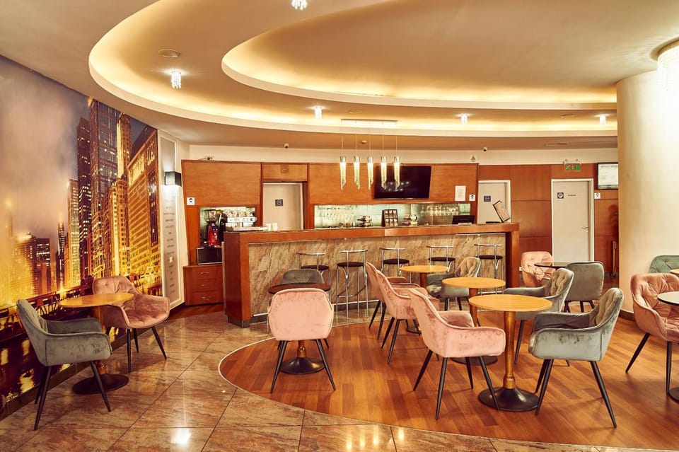 Bar/lounge