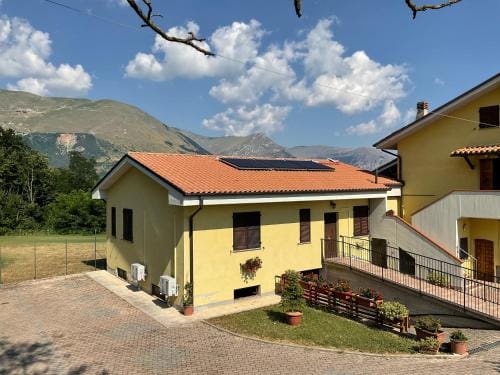 Il Castagno Hotel in Marche