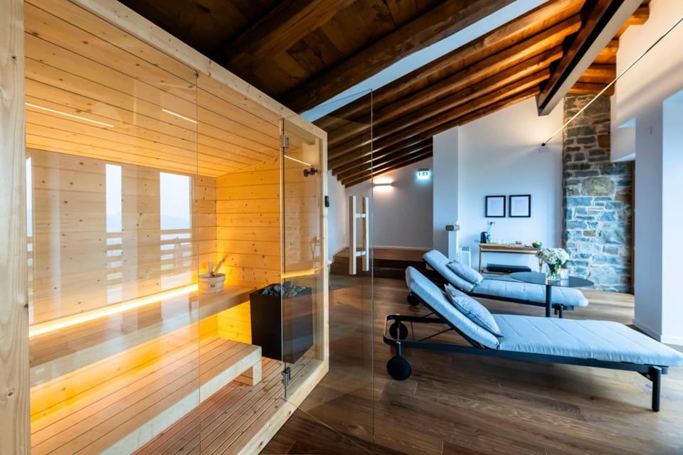 Borgo Capietaglio Wine Resort Hotel in Province of Lecco