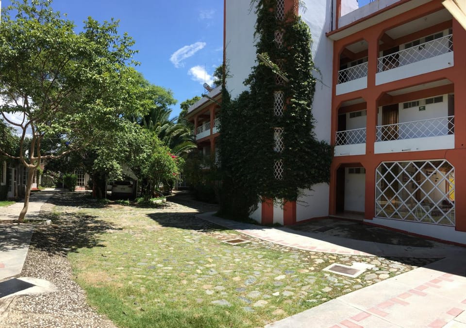 HOTEL BUGAMBILIAS Hotel in Oaxaca