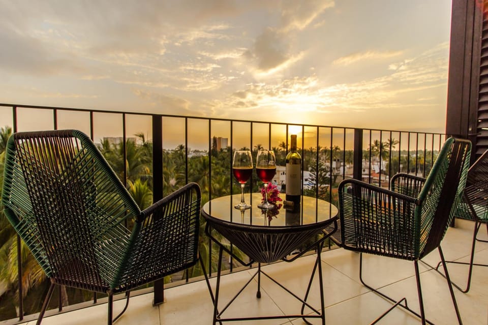 NIZA FIVE Luxury Beach Apartments Inn in Puerto Vallarta