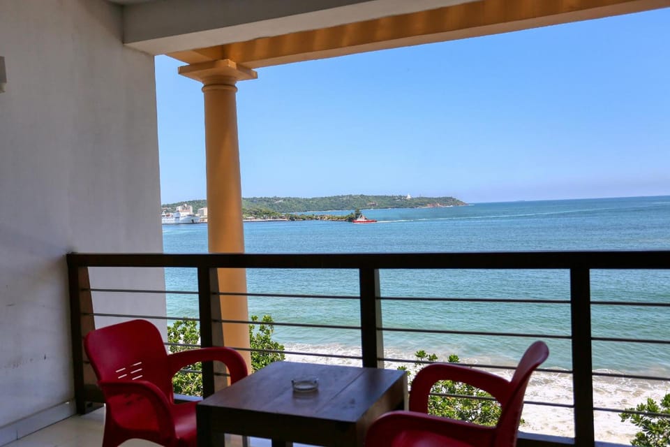 Hotel Sealine Hotel in Galle