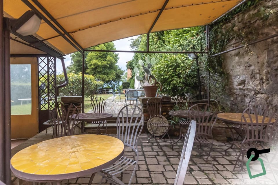 Hotiday Vezzano Ligure Hotel in Province of Massa and Carrara