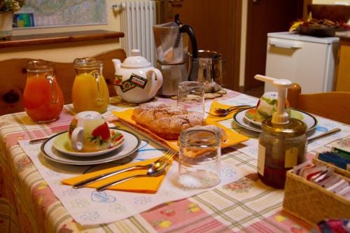 Guest House Il Nido dello Svasso -Foresteria Lombarda- Hotel in Canton of Grisons