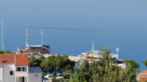 Rooms Raos Hotel in Brela