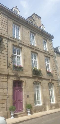 Des fleurs au balcon Hotel in Brittany