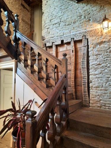 Le Bailli de Montsaugeon Hotel in Bourgogne-Franche-Comté