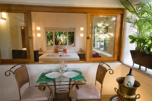 Villas Naomi Hotel in Zihuatanejo