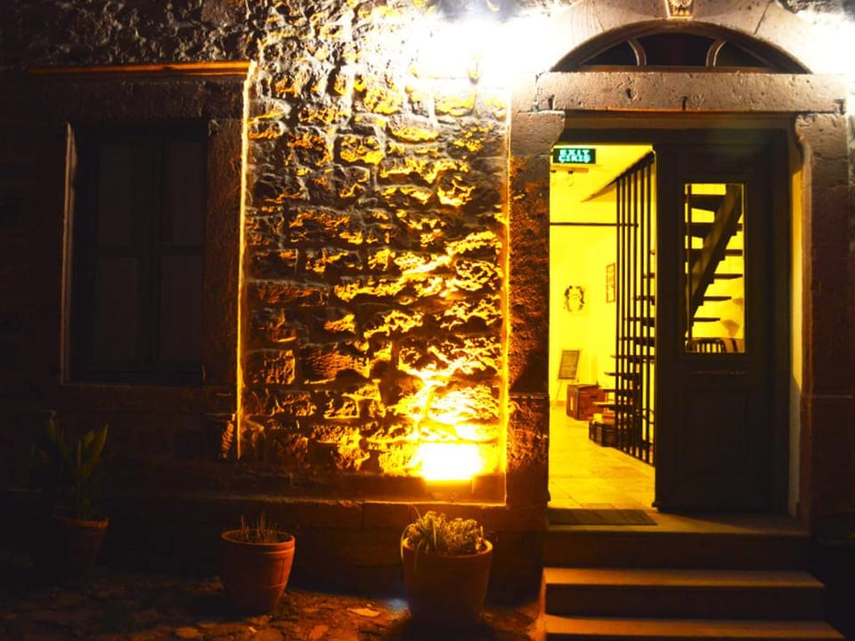 Ayisigi Hotel Hotel in İzmir Province