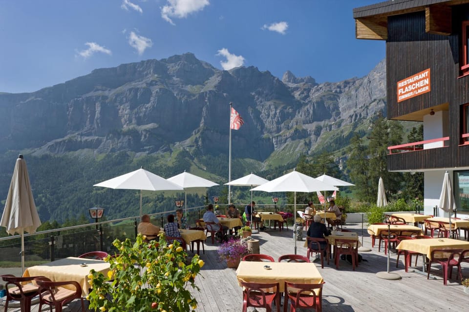 Hotel Restaurant Flaschen Inn in Canton of Valais
