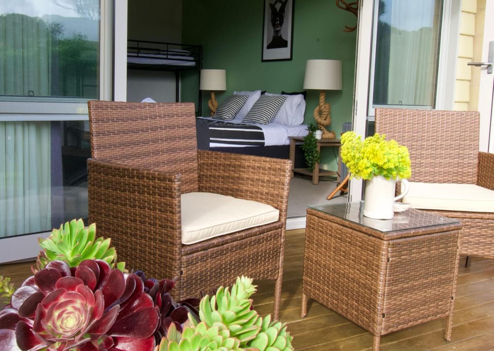 Sow and Piglets Guesthouse Hostel in Port Campbell