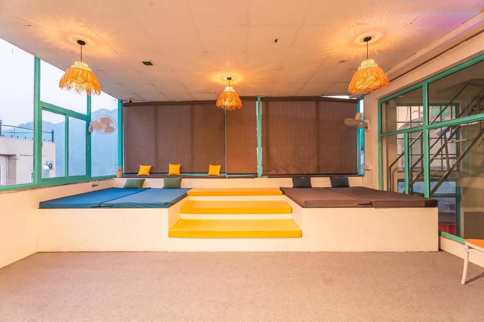 Shared lounge/TV area