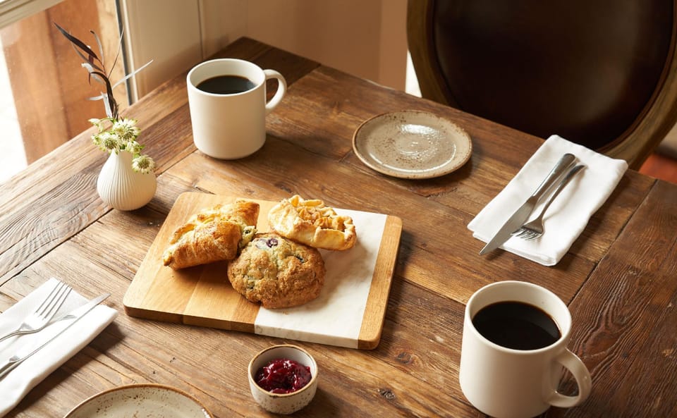 Black Walnut Inn & Vineyard Hotel in Willamette Valley