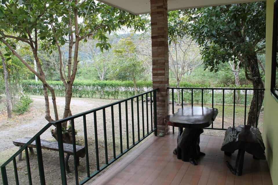 Kaengkachan Lake Hill Resort Apartment hotel in Thailand