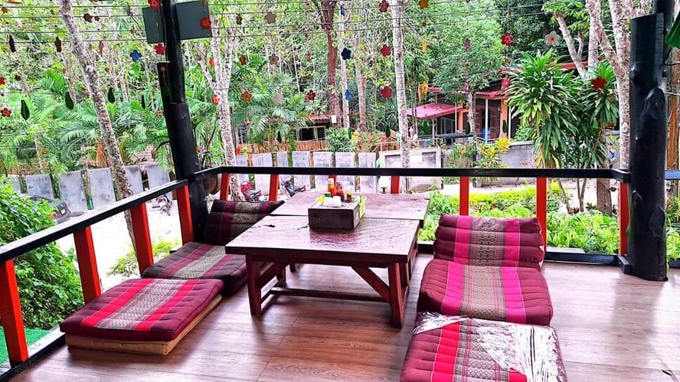 Lanta Maikeaw Bungalow Apartment hotel in Krabi Changwat
