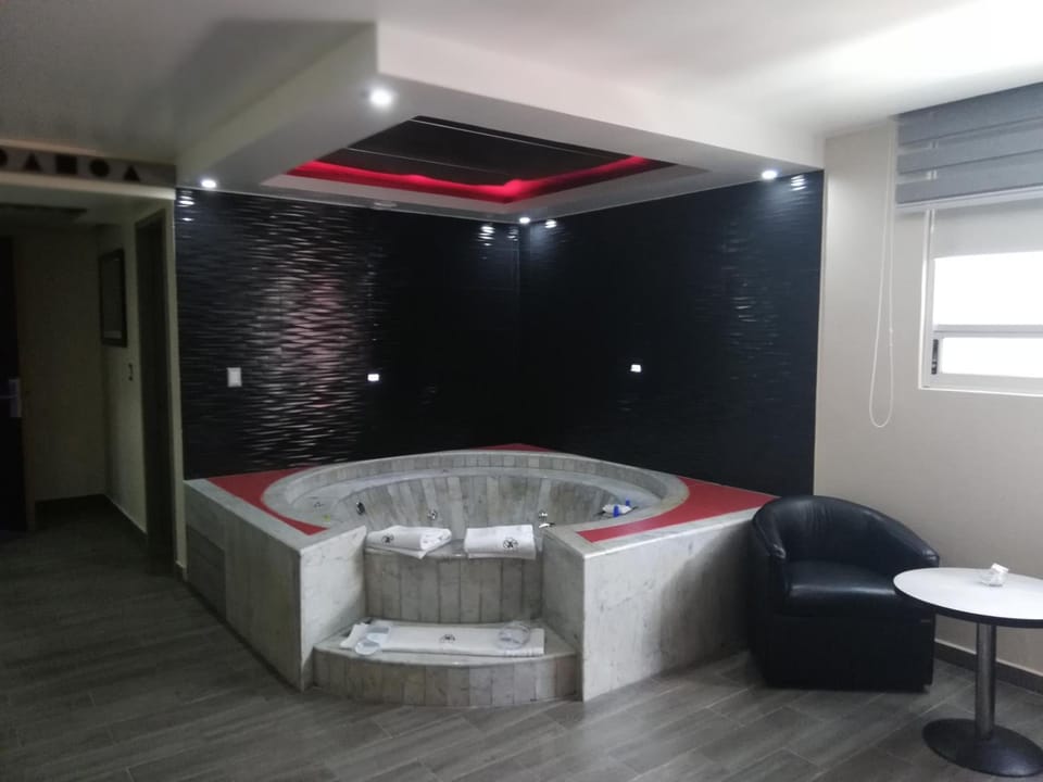 Hot tub