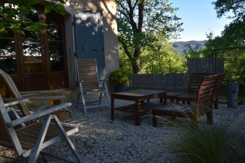 Les Chambres du Luberon & Table d'hotes Hotel in La Roque-d'Anthéron