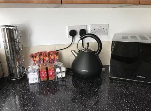 34 - Room 2 - Uplands Hotel in Swansea