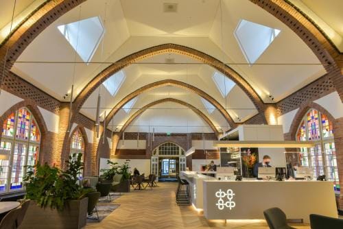 Onderwijshotel De Rooi Pannen Tilburg Hotel in Tilburg