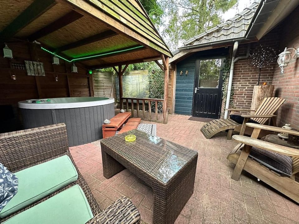 Gasterij Hotel Dennenoord Hotel in North Brabant (province)