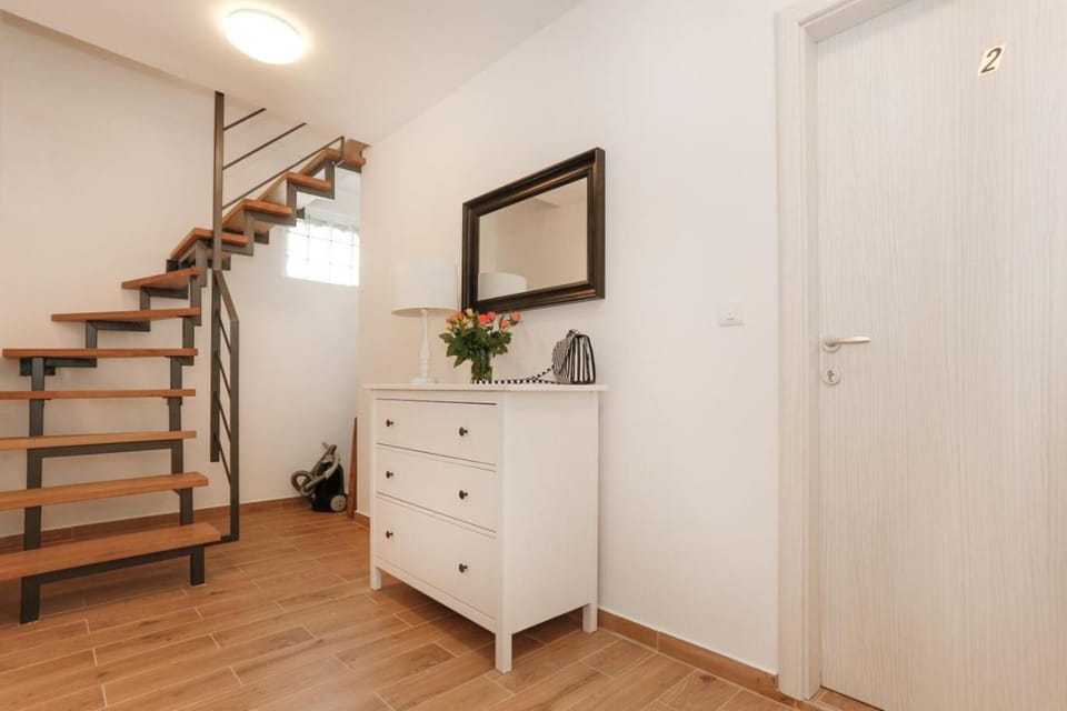 Apartments and Rooms Stone House Hotel in Split