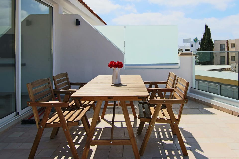 Phaedrus Living: Seaside Modern Flat Lighthouse 63 Hotel in Paphos