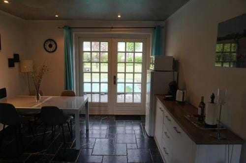 Guesthouse Rijsbergen_Zundert Hotel in North Brabant (province)