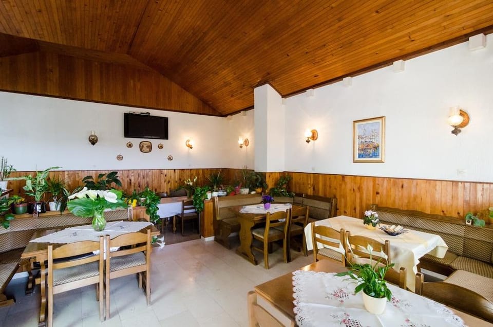 Guesthouse Moretić Hotel in Dubrovnik-Neretva County