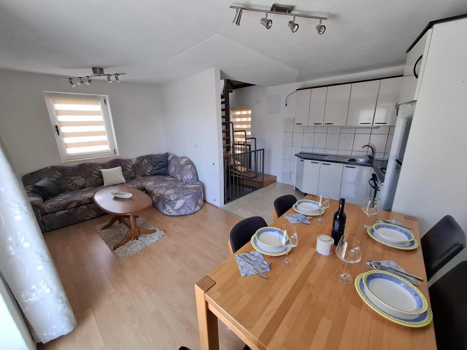 Apartment Kastilac Hotel in Šibenik-Knin County, Croatia