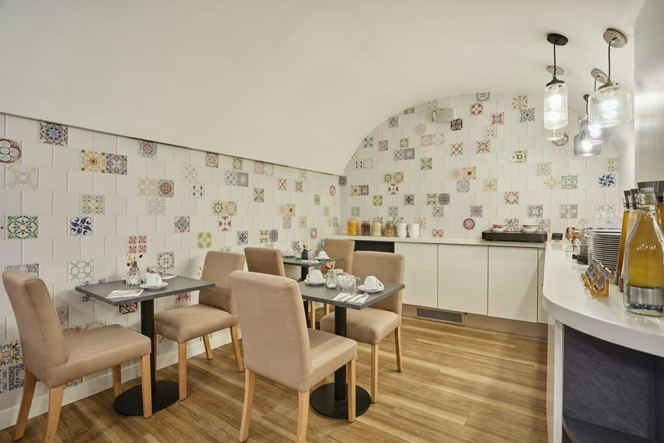 Hôtel La Parizienne Hotel in Paris