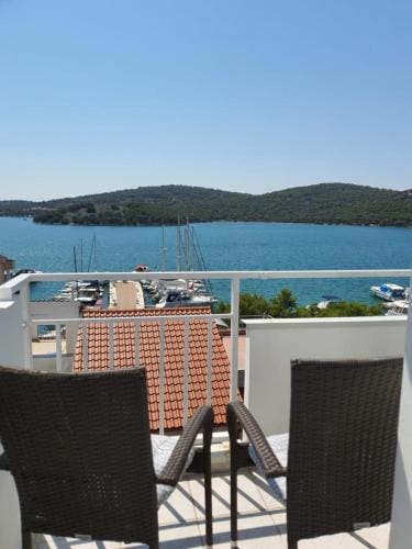 Guesthouse Mila Hotel in Tisno