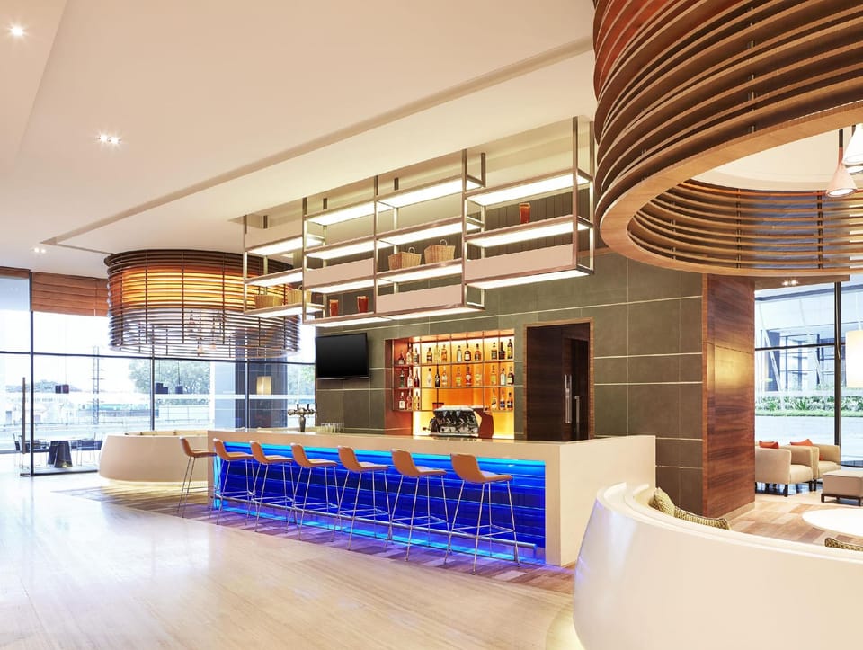 Bar/lounge