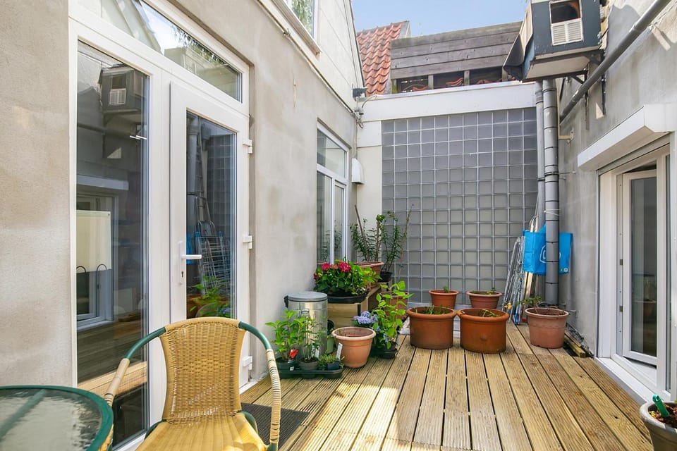 Tourist Travel Inn Hostel in Rotterdam