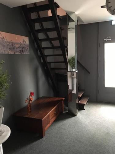 Pension Moerdijk Hotel in South Holland (province)