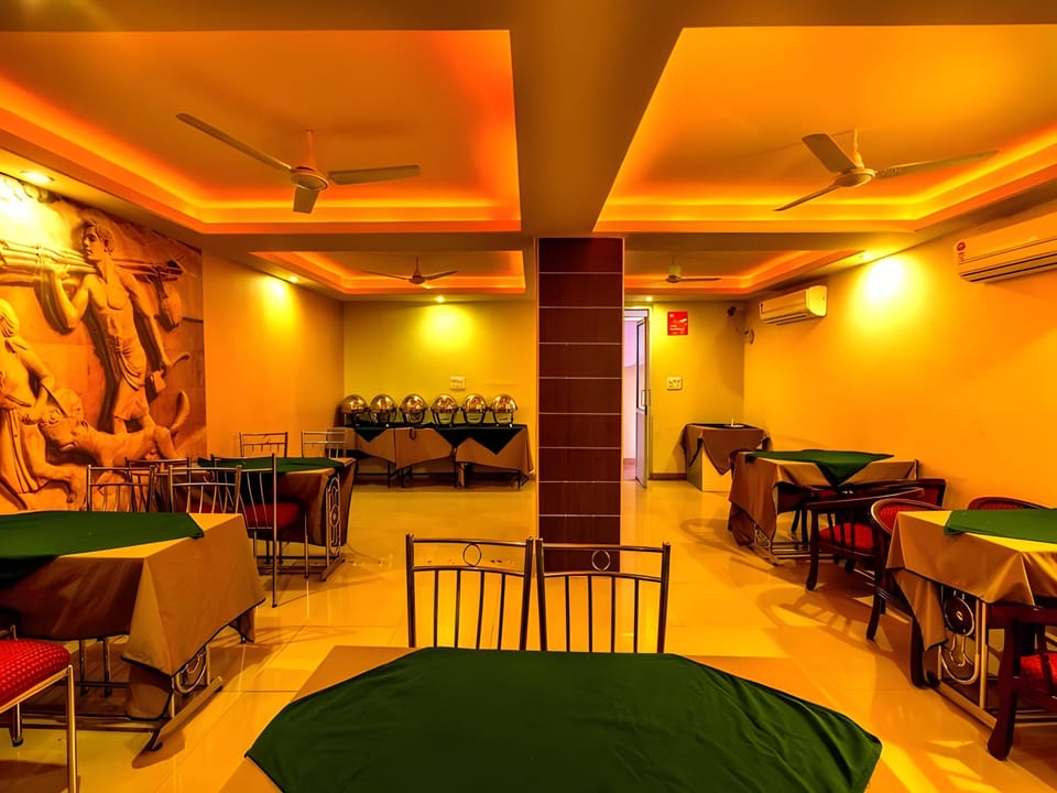 Hotel Ananta Inn Inn in Jaipur